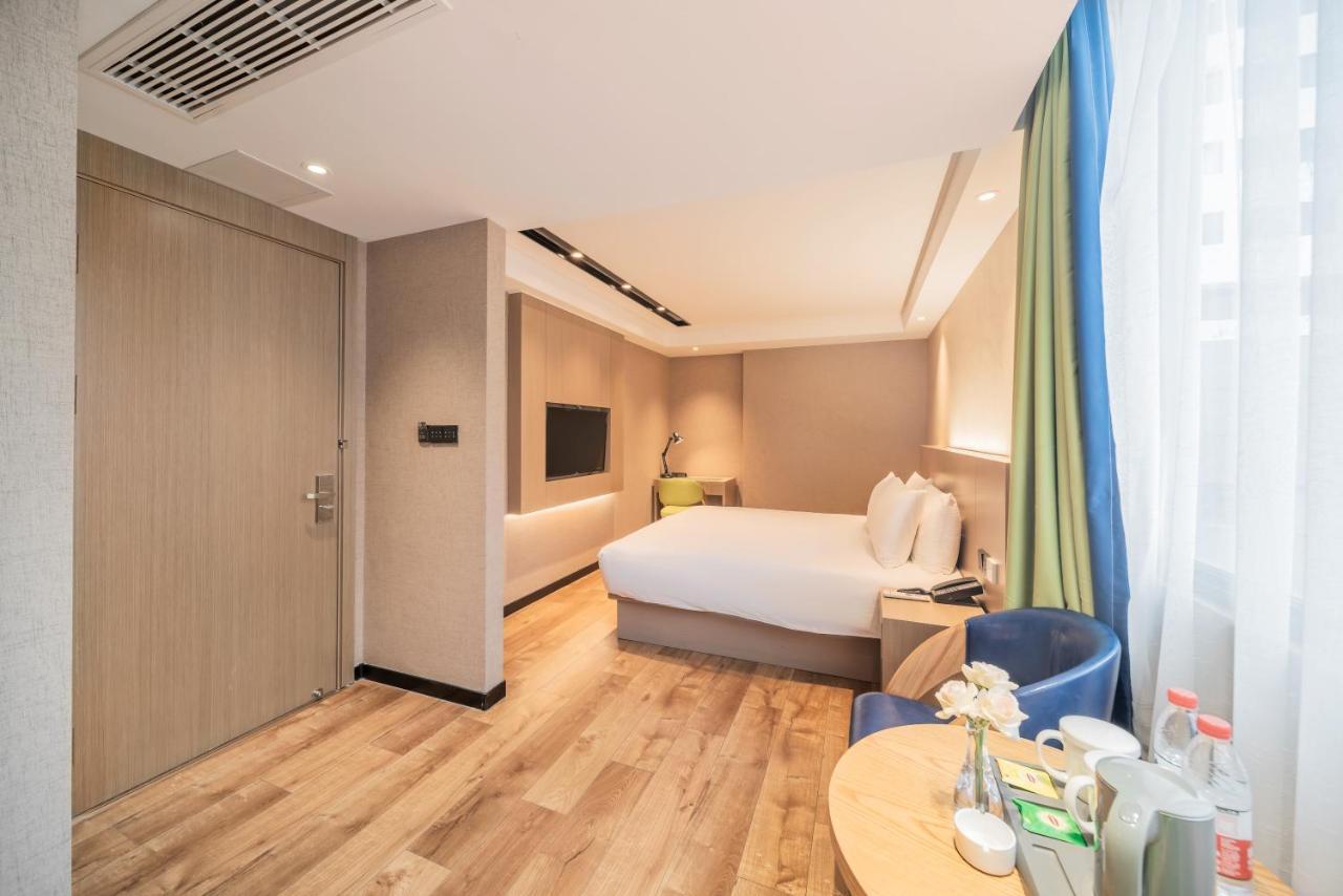 Hotel Ibis Styles Fuzhou Wuyi Square Exterior foto