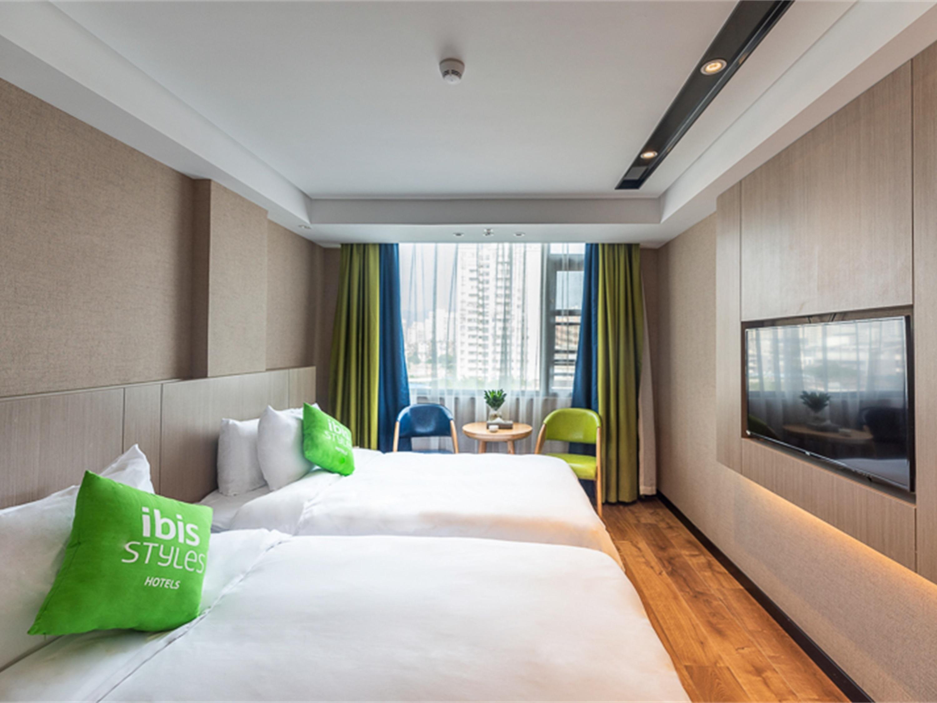 Hotel Ibis Styles Fuzhou Wuyi Square Exterior foto
